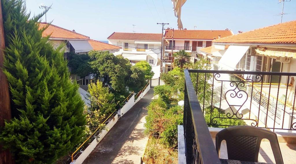 Roses Rt Apartments Skioni I Nea Skioni Exteriér fotografie